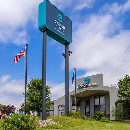 Hotel Clarion Pointe Tomah Exteriér fotografie